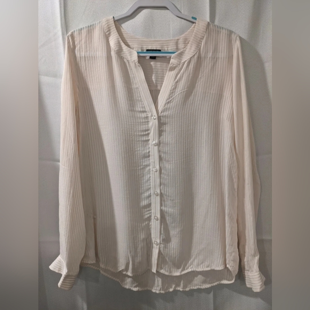 Ann Taylor Women's long sleeve button up top - Light Peach color - Size Medium